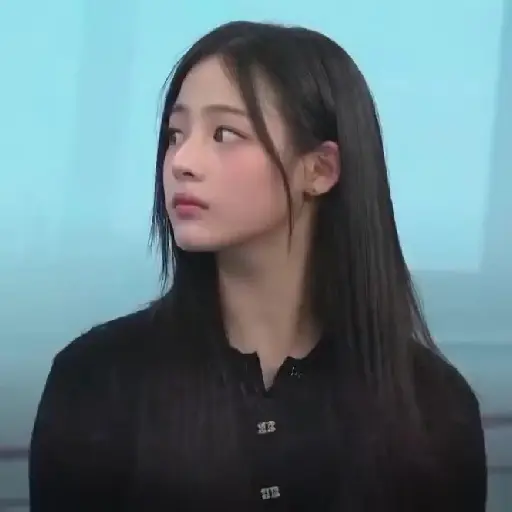 Minji New jeans  3