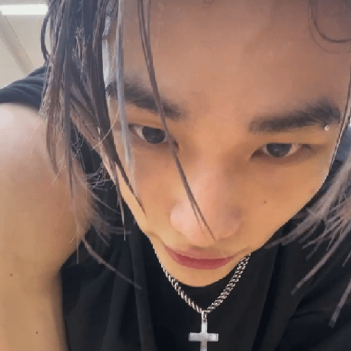Hyunjin live 4