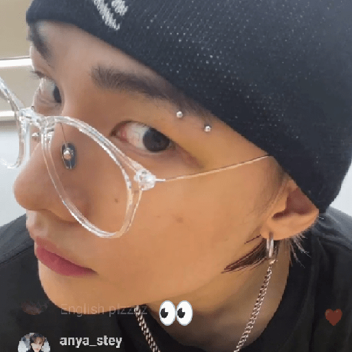 Hyunjin live 17