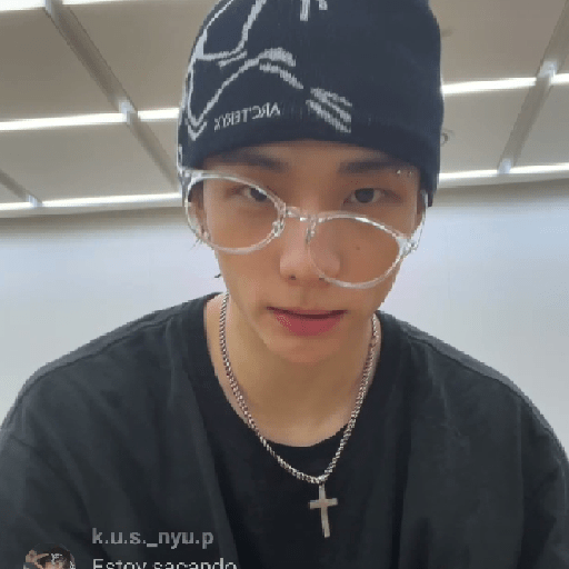 Hyunjin live 19