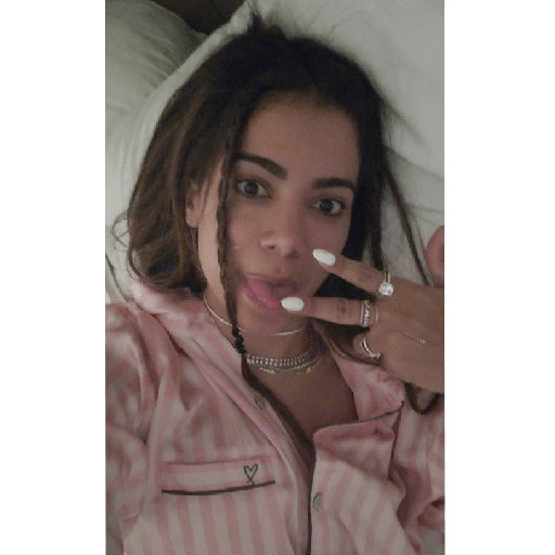 Anitta 29