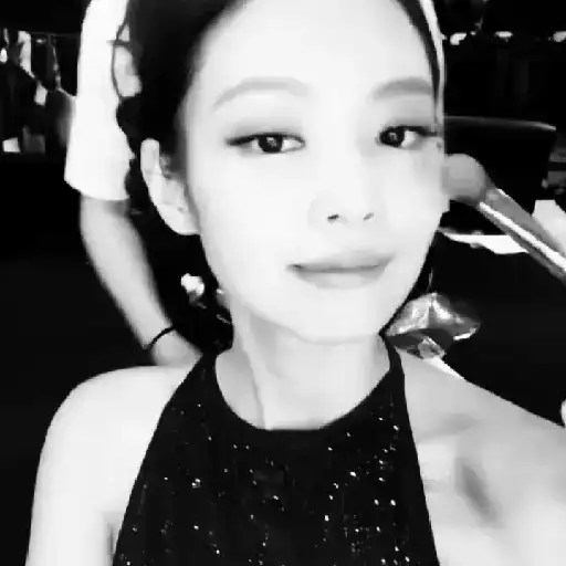✦ . JENNIE : 🐻 3