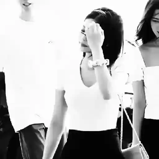 ✦ . JENNIE : 🐻 24