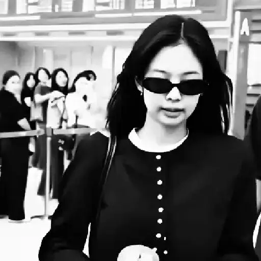 ✦ . JENNIE : 🐻 20