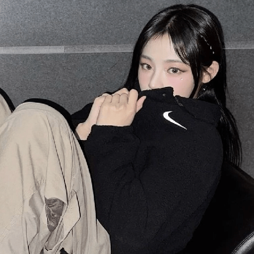 ✦ . MINJI : 🐻 3