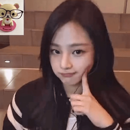 ✦ . MINJI : 🐻 7