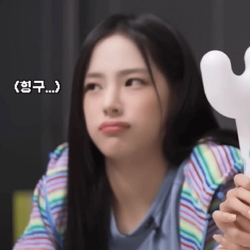 ✦ . MINJI : 🐻 14