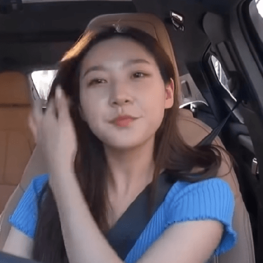 KIM SAERON 15