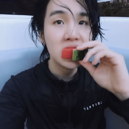 Yoongi 27