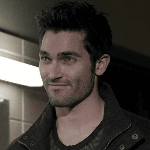 Derek Hale  28