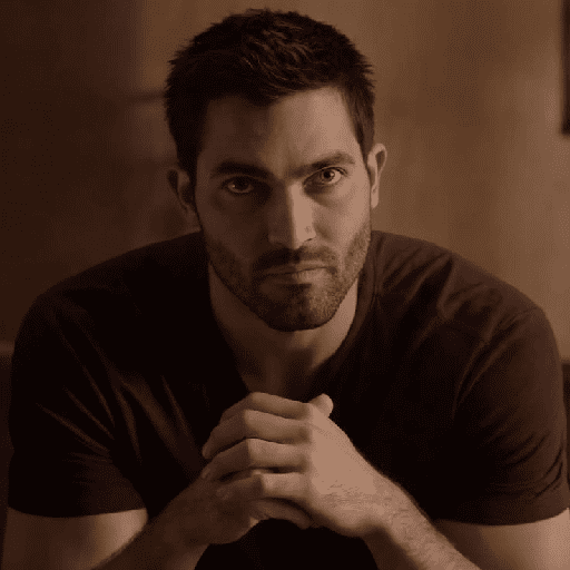 Derek Hale  16
