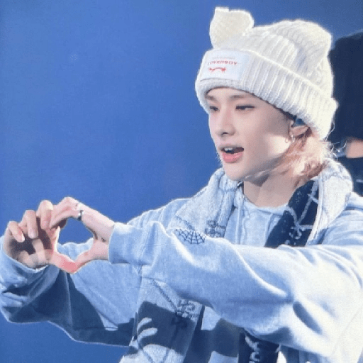Hyunjin 3 8