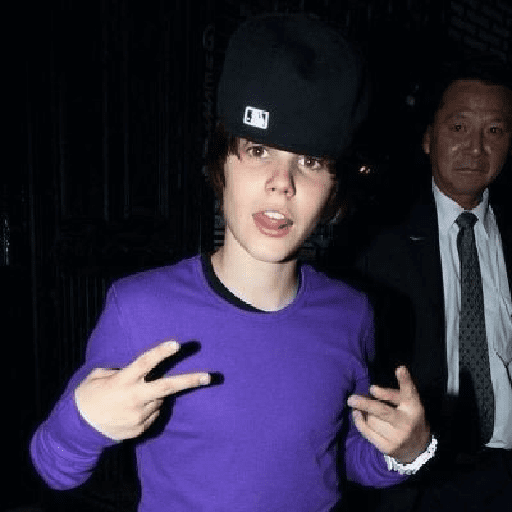 JUSTIN BIEBER  2