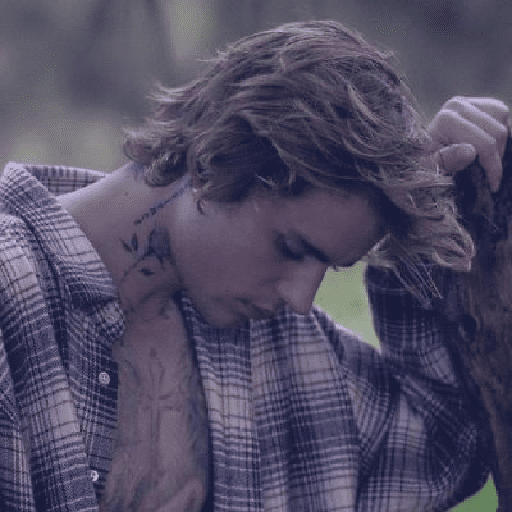 JUSTIN BIEBER  13