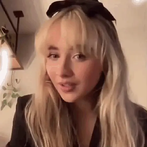 TIKTOK REACTION (GIF)