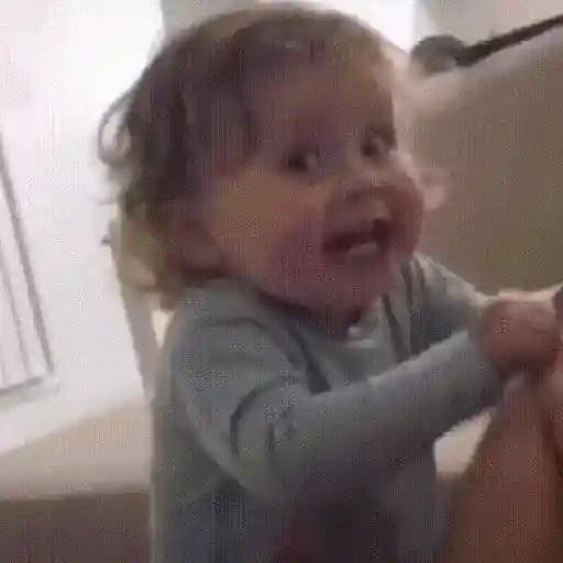 TIKTOK REACTION (GIF) 4