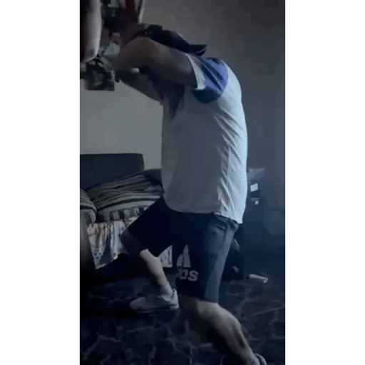 ملصق 10