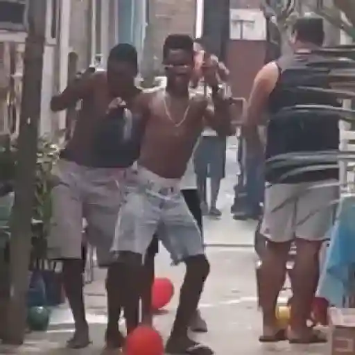 Dançarinos(as) engraçados 6