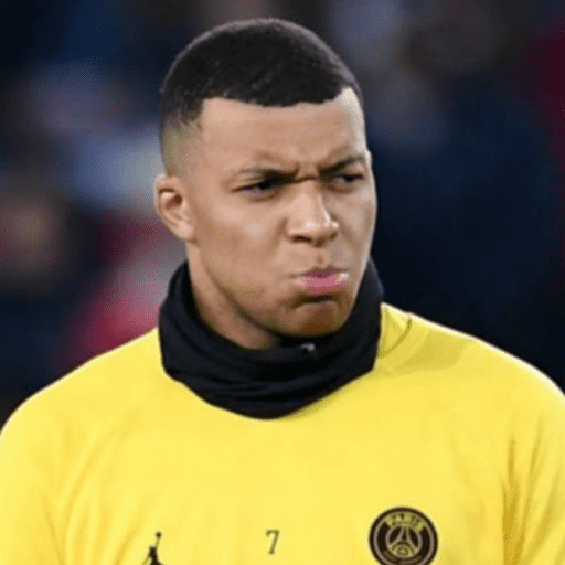 Mbappe 12