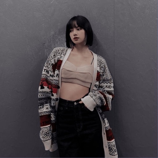 Lisa blackpink 13