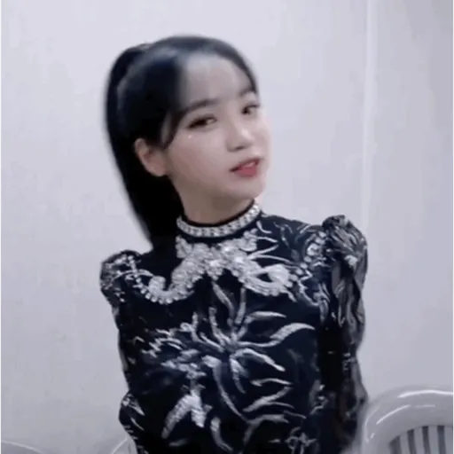  ꒰੭  ﾟ ׅ Izone .  Chaewon ¡!  ೀ 11