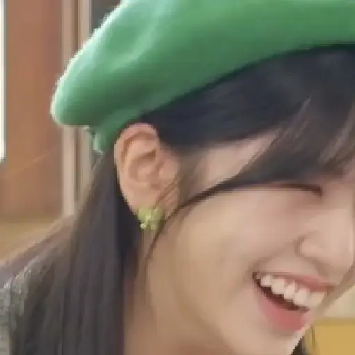 Yujin / @ive_stickers  7