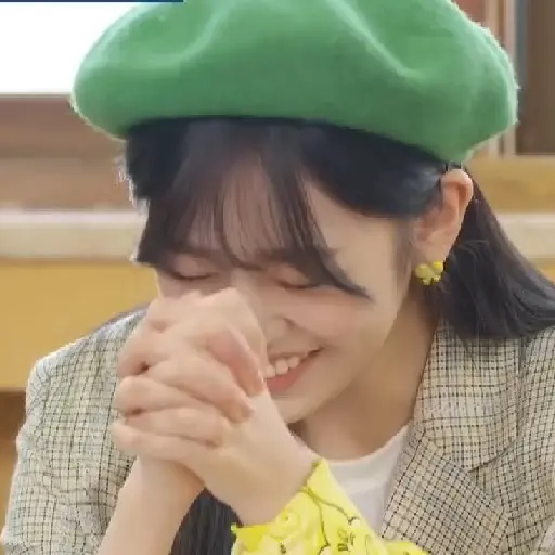 Yujin / @ive_stickers  2