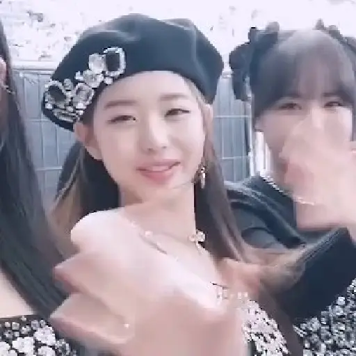 Wonyoung / @ive_stickers  2
