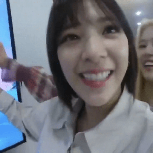 Jeongyeon / TWICE  4