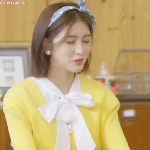 Gaeul / @ive_stickers  7