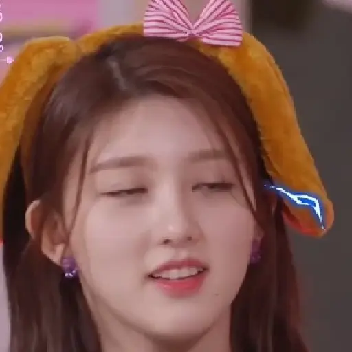Gaeul / @ive_stickers  1