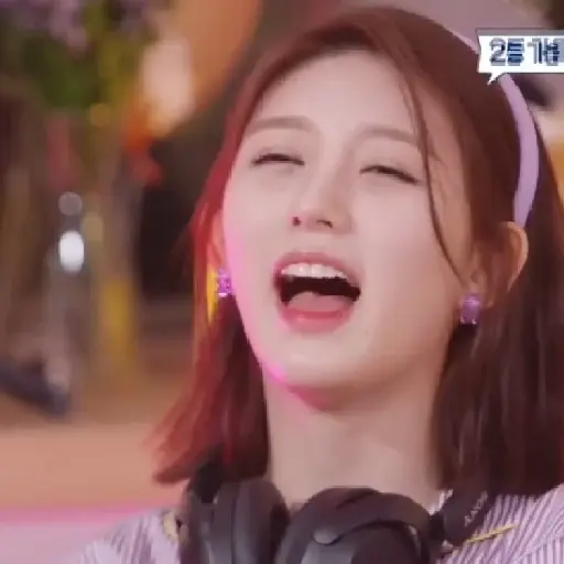 Gaeul / @ive_stickers  3