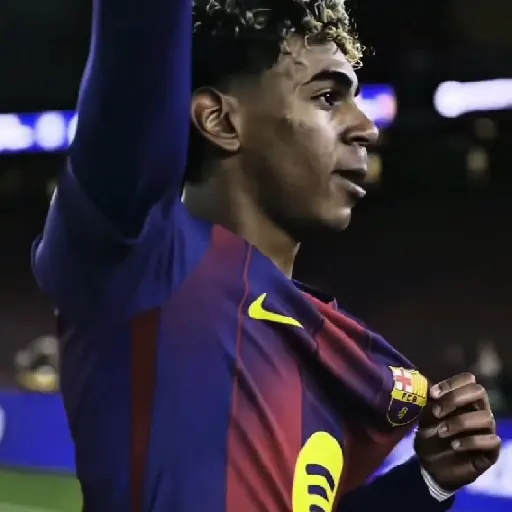Lamine Yamal / @ive_stickers  10