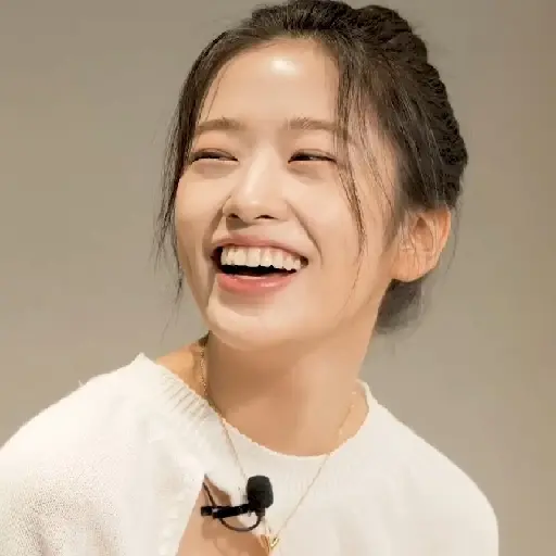 Yujin / @ive_stickers  2