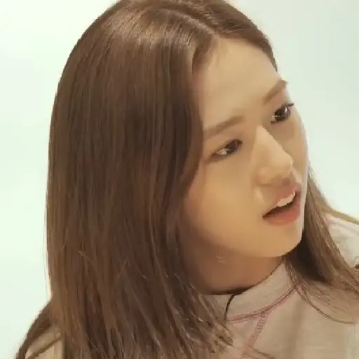 Yujin / @ive_stickers  9