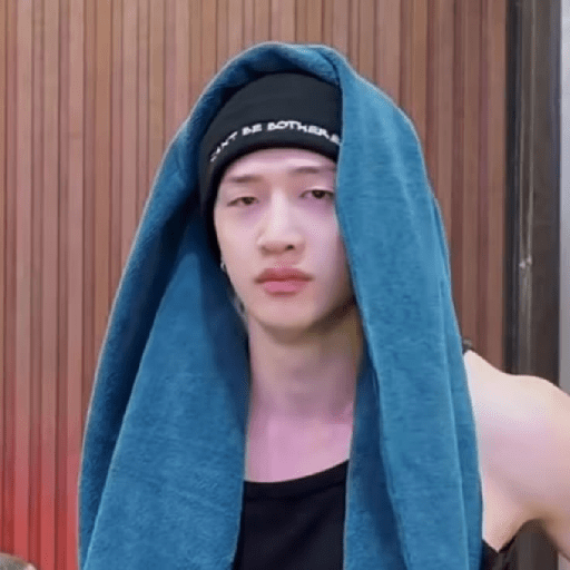 Bangchan / @ive_stickers  7