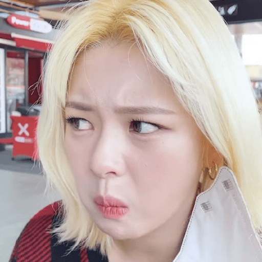 Jeongyeon / @ive_stickers  6
