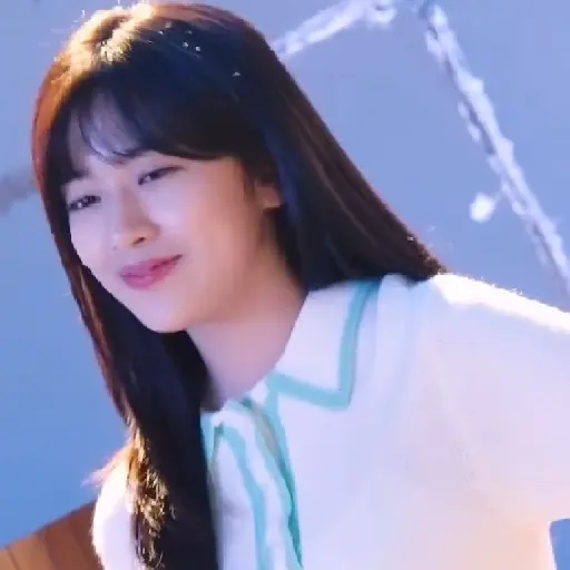 Yujin / @ive_stickers  8