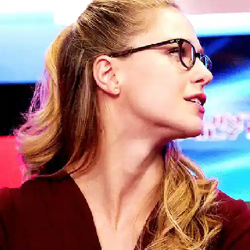 Kara Danvers  5