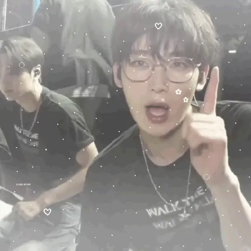 いや | Sunoo . Enhypen  19
