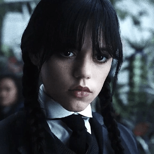 MERLINA 🖤⚰️ 11