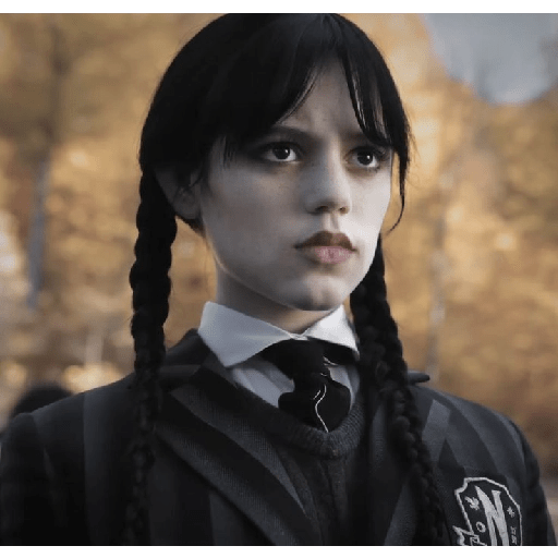 MERLINA 🖤⚰️ 14