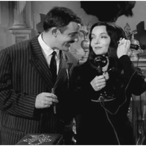 Pareja Addams 6
