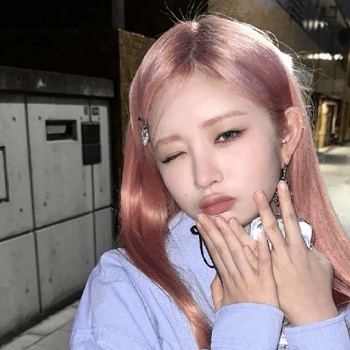 Rei pink hair 6