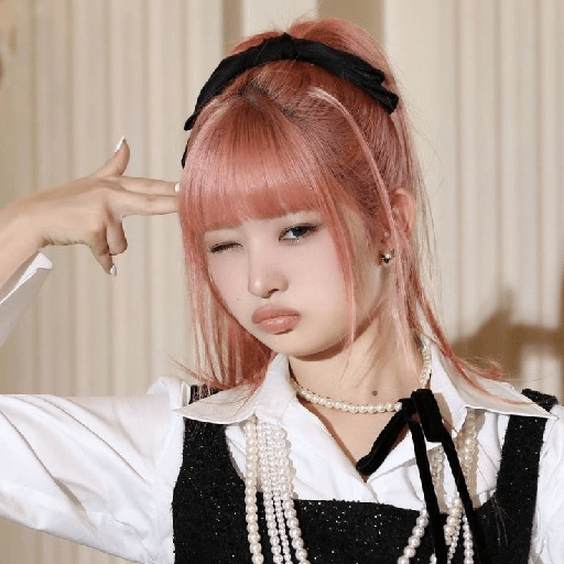 Rei pink hair 15