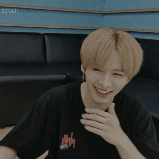 Lee know 25