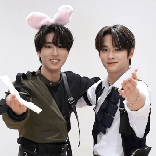 Lyly  •  ( Minsung bf's 🪻 10