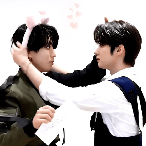 Lyly  •  ( Minsung bf's 🪻 2