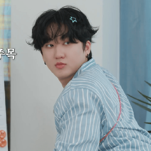 Lyly  •  ( Stray Kids bf's 🪻 9