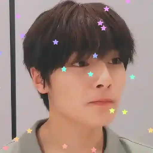 Lyly  • ( Jeongin bf's 🪻 10